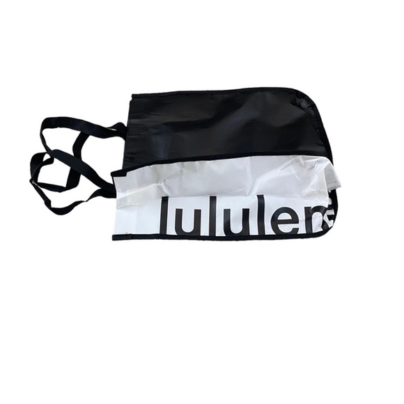 BRAND New: Lululemon reusable shopping bag (black) large - Picture 2 of 10